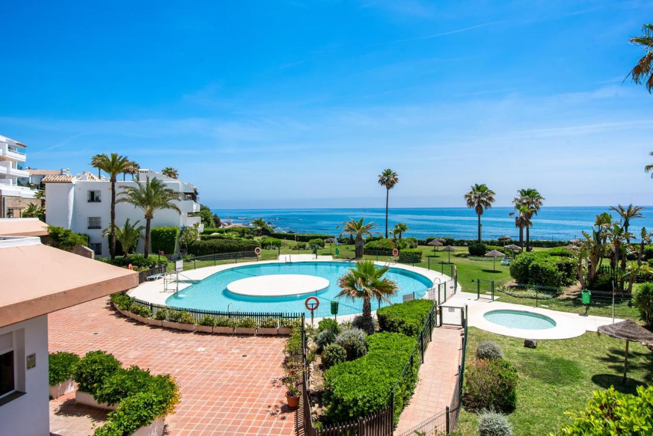 Frontline Beach Apartment Miraflores Sitio de Calahonda Екстериор снимка